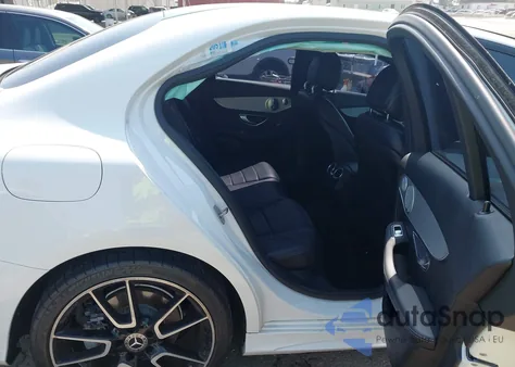 2019 Mercedes-Benz C 300 из США, поврежденный, VIN 55SWF8DB3KU291339